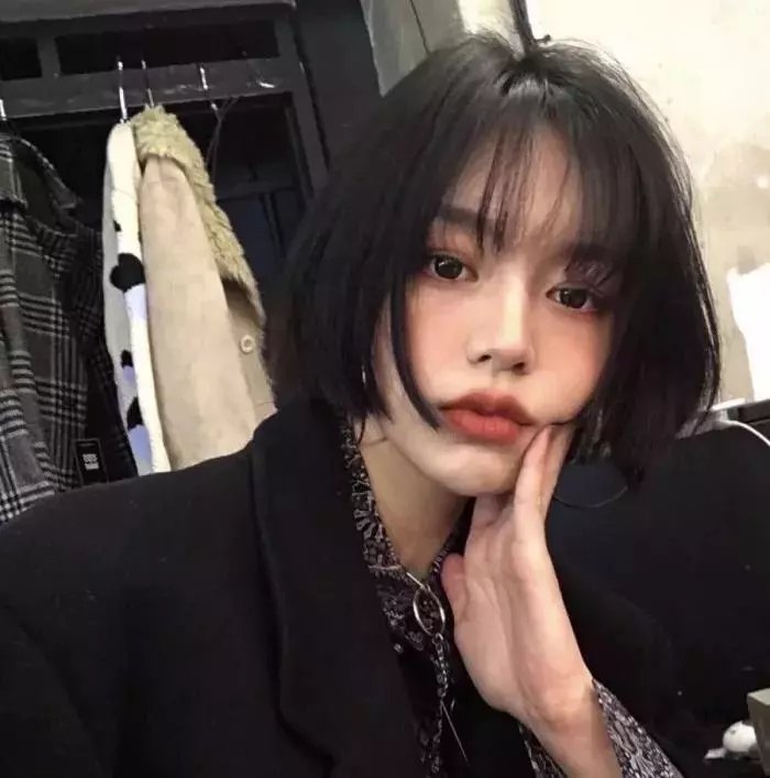 深蓝色的夜晚